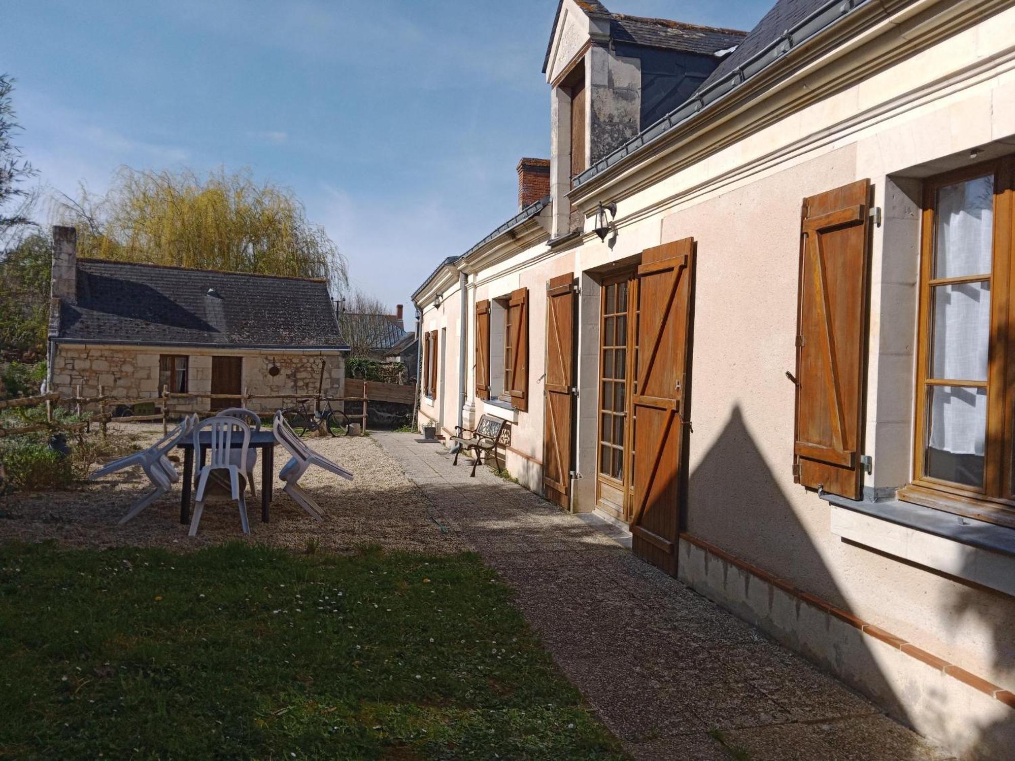 L'Ecole Buissonniere Villa Noyant-la-Plaine Dış mekan fotoğraf